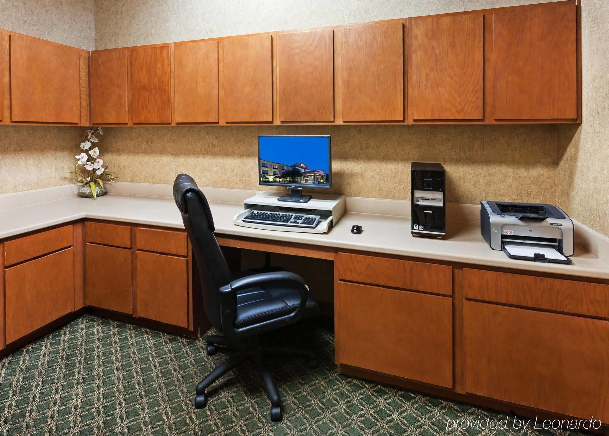 Holiday Inn Express & Suites Austin Nw - Lakeline By Ihg Exterior foto